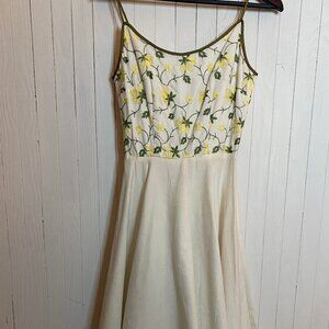 Fun 1960s Ivory Party Dress with Yellow Flowers Size Small